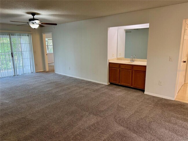 Building Photo - 4316 Clubside Dr
