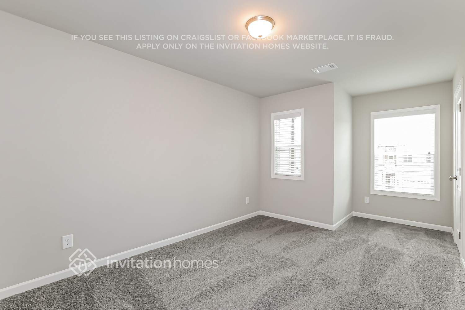 Building Photo - 2812 Wild Santana Wy