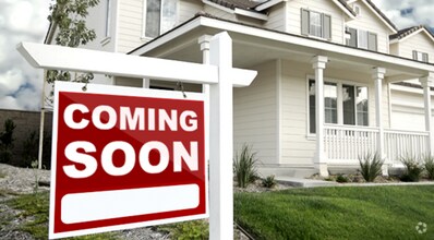 Building Photo - Spacious 4 Bedroom Home with Solar Power N...