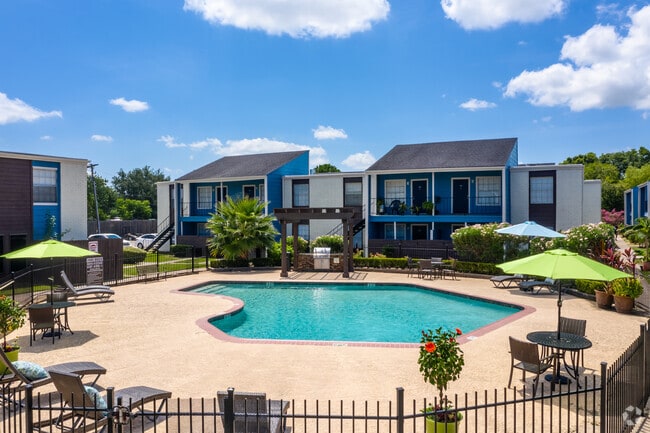 Building Photo - Banyan Cove Apartments