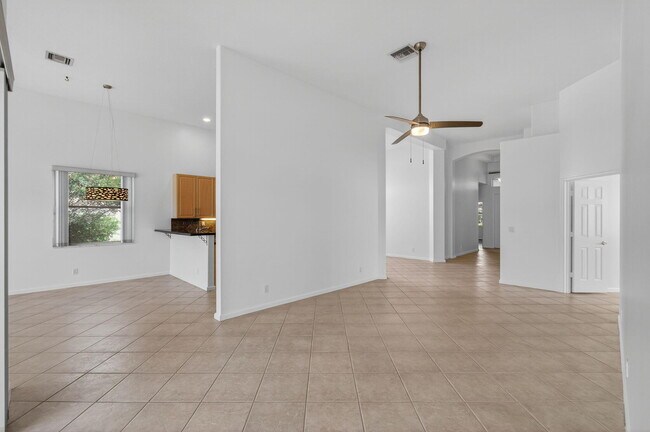 Building Photo - 7976 Monarch Ct