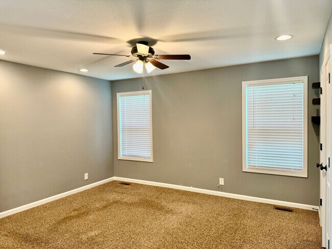 Building Photo - Large Open 4 Bedroom Home with Bonus! Tree Lined Backyard with Privacy Fence!