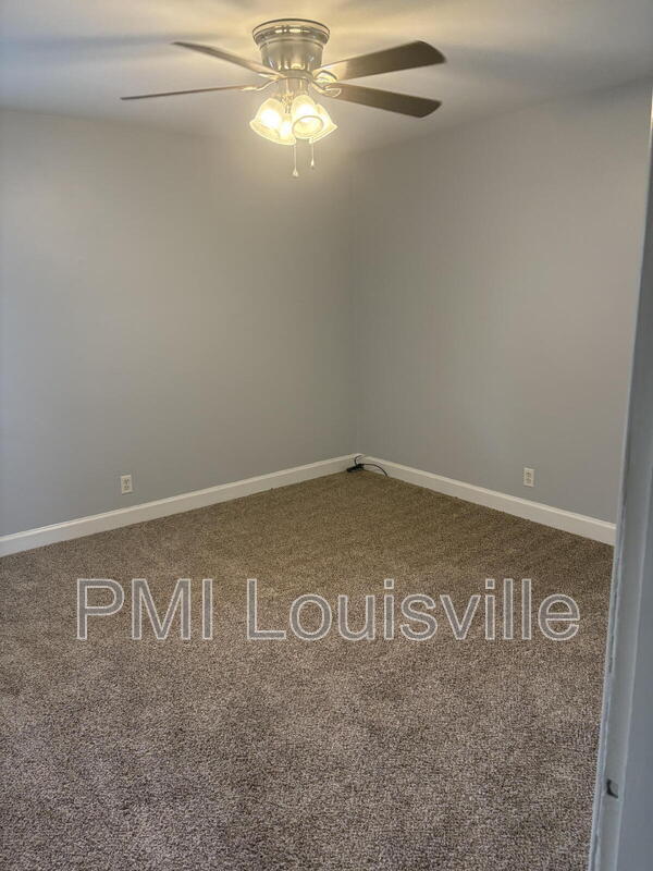 Building Photo - 2212 Gerald Ct