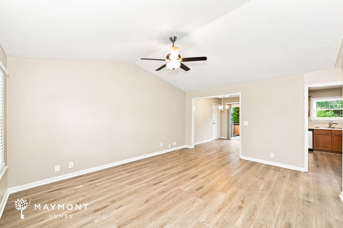 Building Photo - 415 Country Village Dr