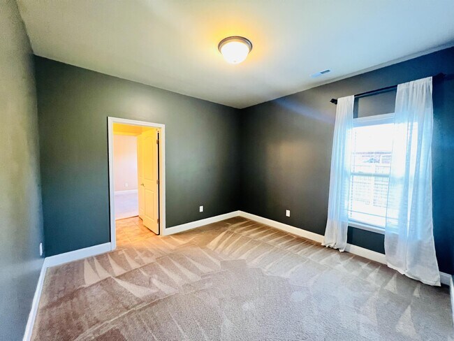 Building Photo - 630 Summer Cove Cir NW