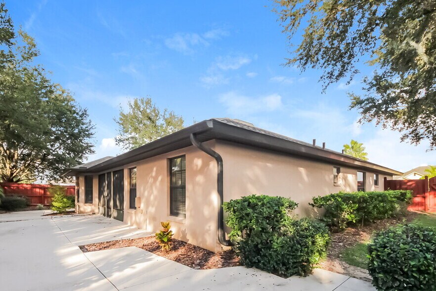 Building Photo - 4480 Abaco Dr