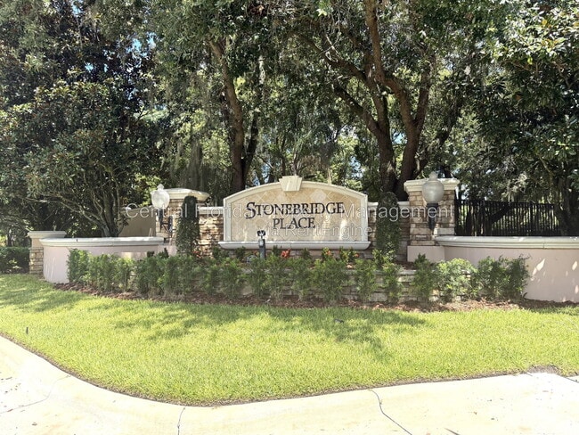 Building Photo - 6084 Stevenson Dr