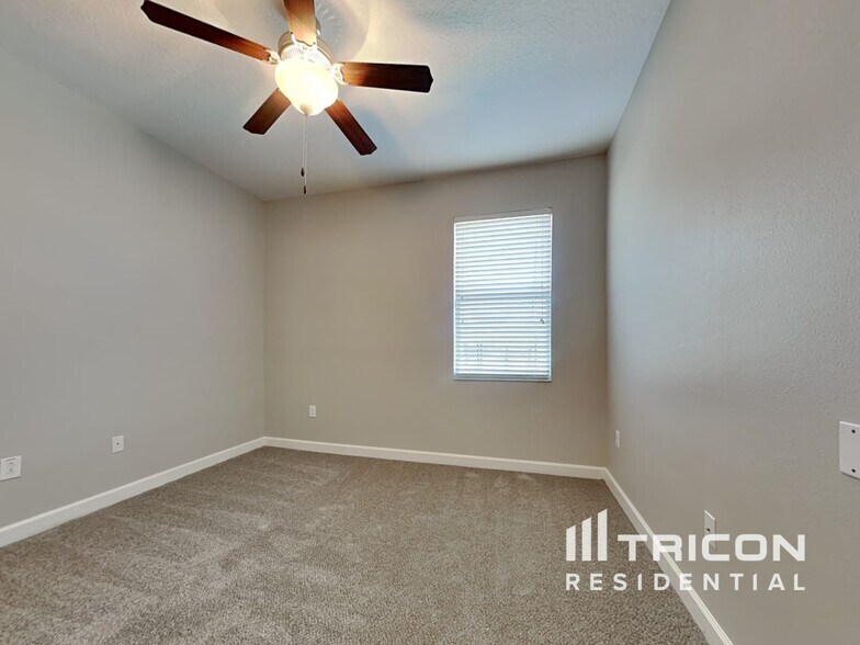 Building Photo - 11515 Peru Springs Pl
