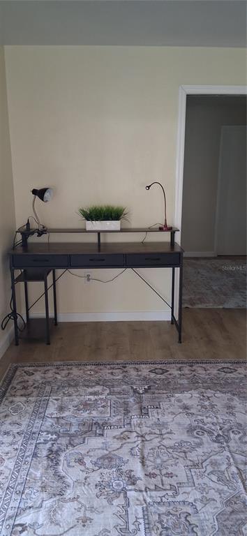 Building Photo - 441 E Rubens Dr