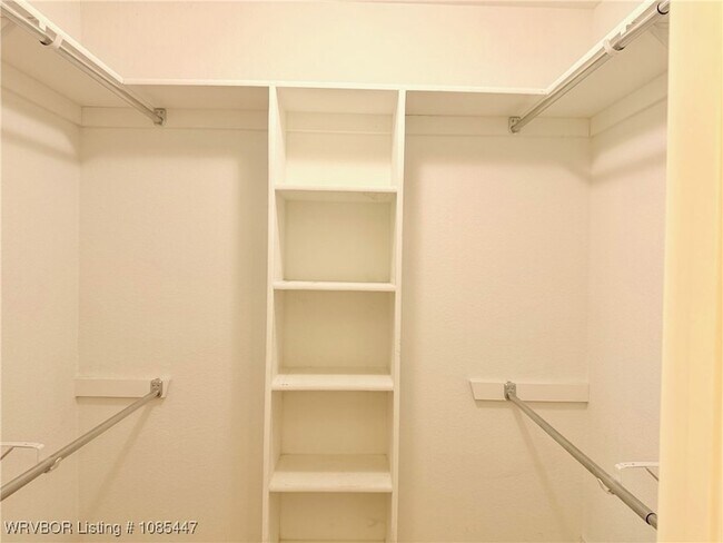 Building Photo - 2229 Regency Ln