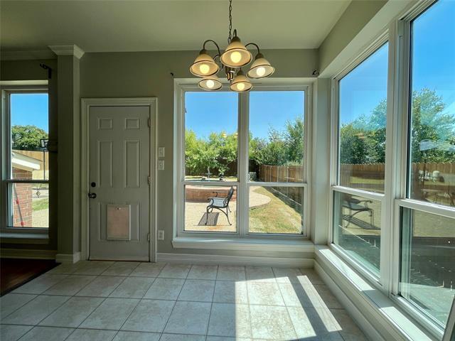 Building Photo - 8117 Sunscape Ln S
