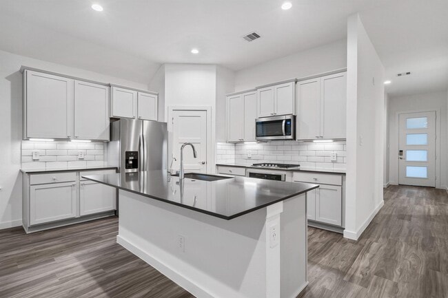 Building Photo - 13329 Big Sky Ct