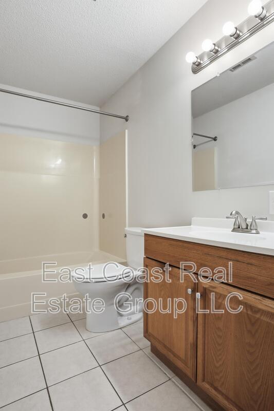 Building Photo - 115 Evans Run Dr