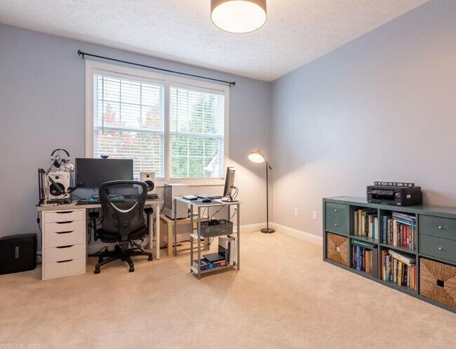 Building Photo - 510 Tall Oak Blvd