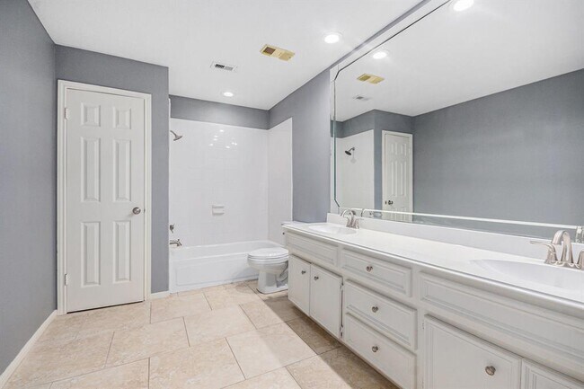 Building Photo - 4105 Pebble Beach Dr
