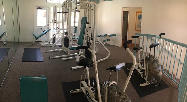 Building Photo - 8680 New Salem St