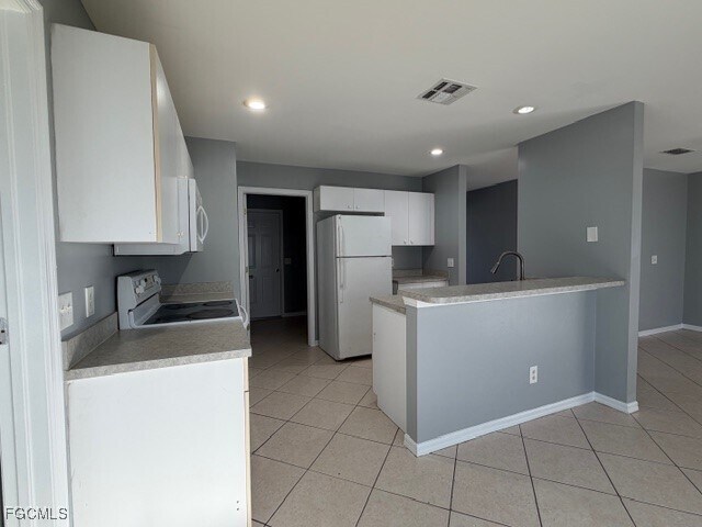 Building Photo - 1242 Ermine St E