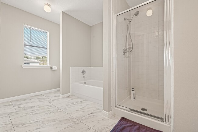 Building Photo - 17522 Coventry Squire Dr