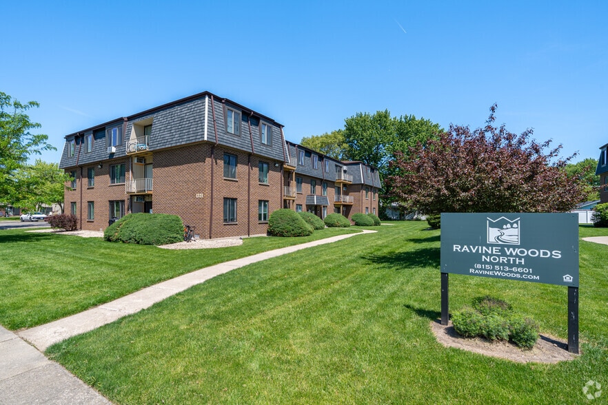 Alternate Exterior - Ravine Woods Apartments