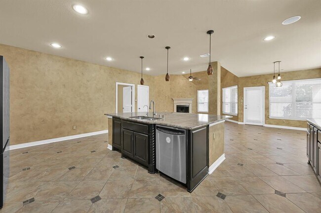 Building Photo - 459 Hendricks Forest Ln