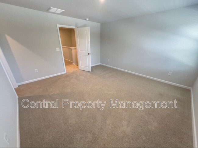 Building Photo - 509 Arrabelle Way