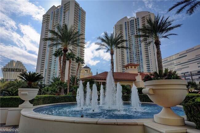 Building Photo - 322 E Karen Ave