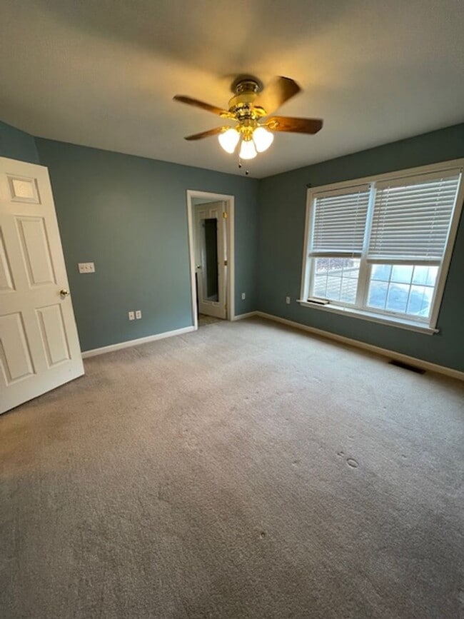 Building Photo - 2 Bed 2.5 Bath Townhouse in Lititz
