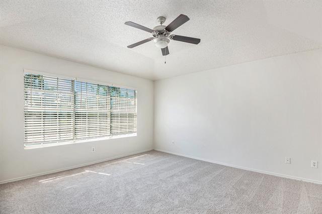 Building Photo - 8201 Cloverglen Ln