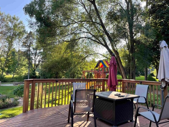 Building Photo - 6221 Old Middleton Rd