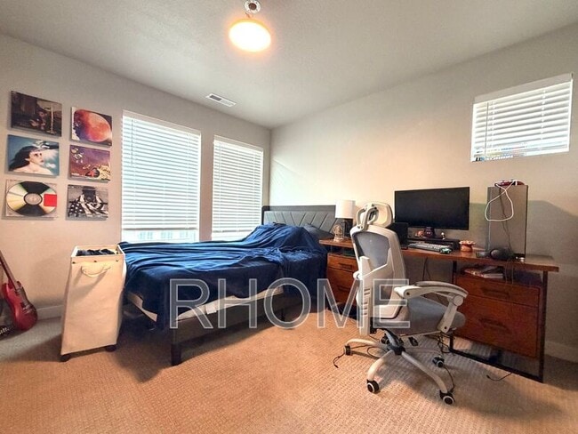 Building Photo - 5066 Elmfield Wy