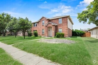 Building Photo - 2923 Glendale Dr
