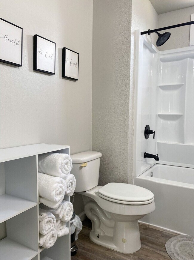 Building Photo - 1538 S 19th St