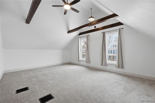 Building Photo - 444 W Ferry St