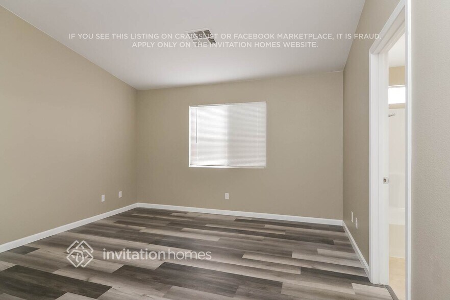 Building Photo - 1054 Whispering Birch Ave