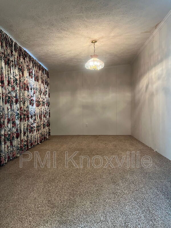 Building Photo - 8821 Trout Rd