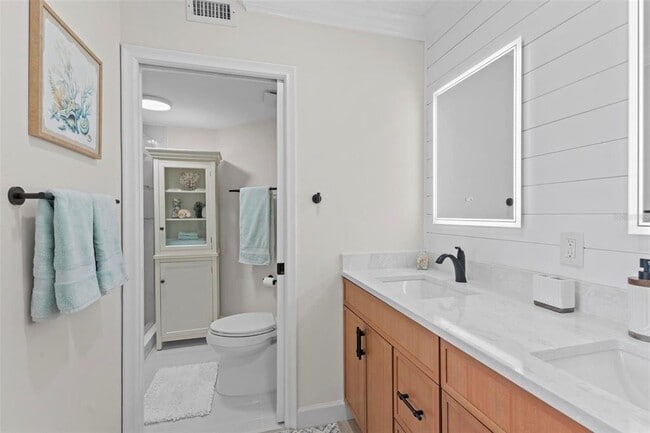 Building Photo - 5153 Isla Key Blvd S