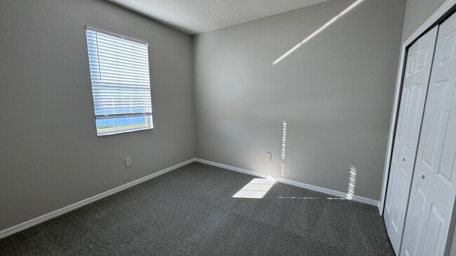 Building Photo - Updated 4/2.5 House with Garage in Turtle Creek of Saint Cloud