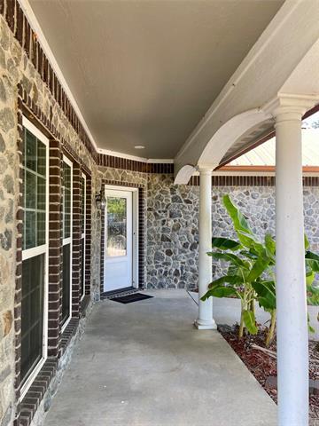 Building Photo - 324 FM 1971