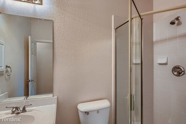 Building Photo - 4 br, 4 bath House - 1707 Teakwood Drive UNIT