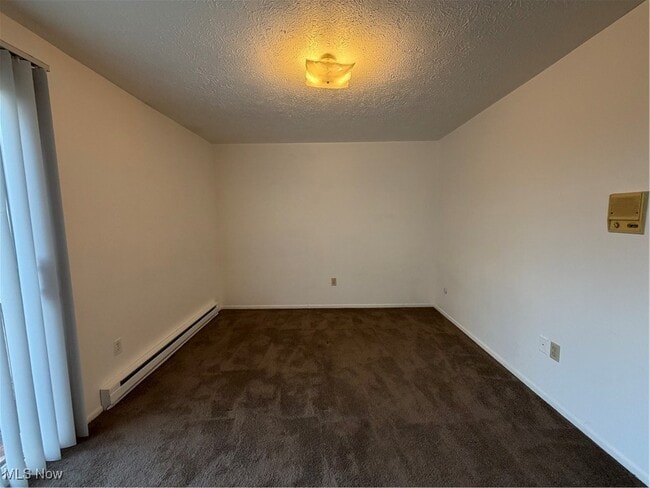 Building Photo - 4107 Orchard Dale Dr NW