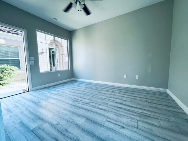 Building Photo - AMAZING SINGLE STORY HOME IN “AGE RESTRICT...