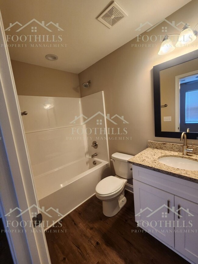 Building Photo - 113 Cypress Run