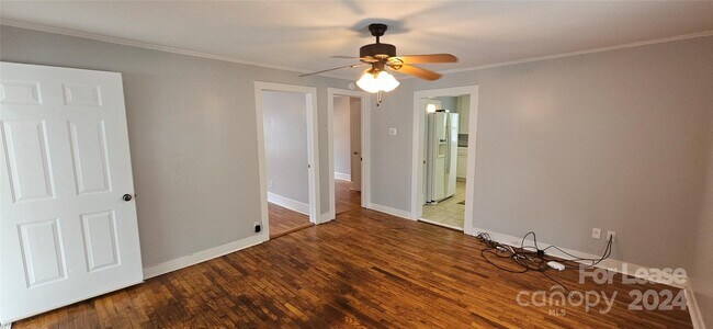 Building Photo - 168 Goodman Rd