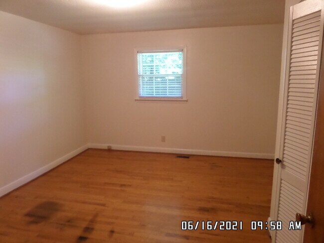 Building Photo - 4360 Cauble Rd