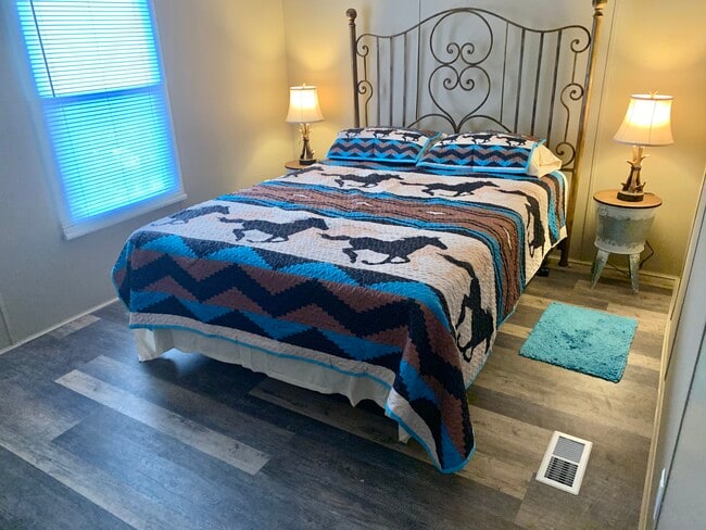 Building Photo - 112 Pine Knot Trail