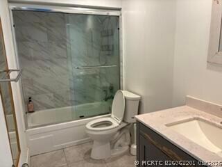 Building Photo - 4040 N Hills Dr