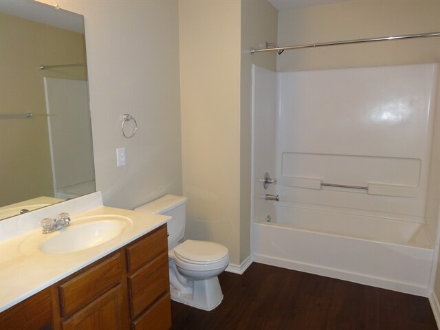 Building Photo - 1212 Afghan Path