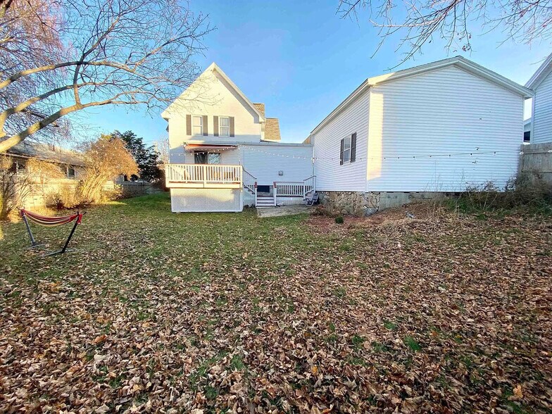 Building Photo - 246 Taylor St