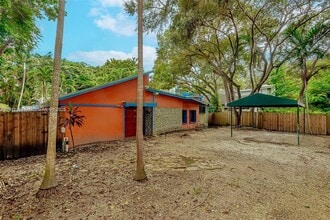 Building Photo - 3656 Avocado Ave