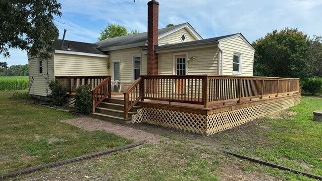 Primary Photo - Farmhouse in Hanover County